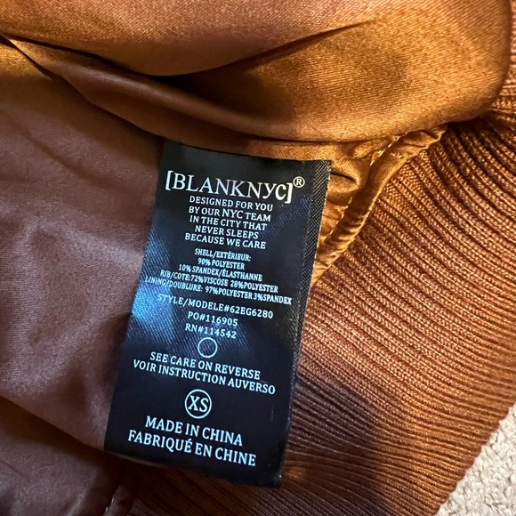 BLANKNYC Aviator Jacket
Poker Face Charlie Cale Suede Bomber Jacket 🔥 - Picture 8 of 8